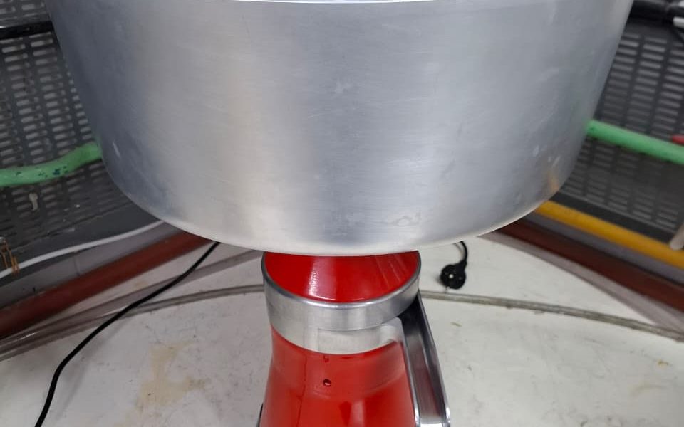 Centrigufa descremadora